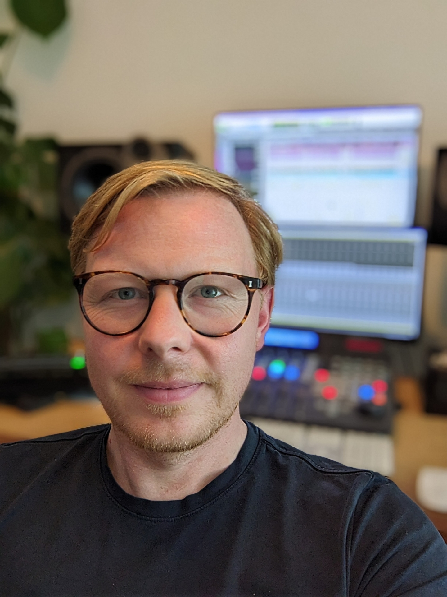 David Bartley - Sound Enginer, Sound Designer, Dubbing Mixer